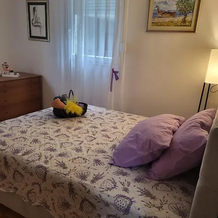 Apartman Prostrani Moona - Blizu Centra Grada Sa Pogledom Na I Garazom
