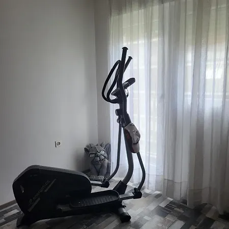 Apartment Moona Udaljen 10 Min Setnje Od Palace, Rive I Plaze *
